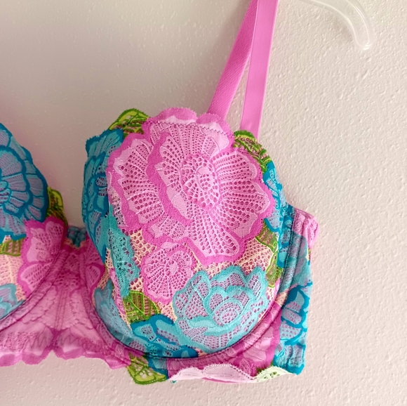 Colorful Embroidered Lace Underwire Bra, Size 38DD - Picture 5 of 14